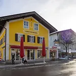 Marienplatz Apartment